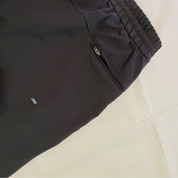 lululemon athletica Men's Black Pants - Picture 4 of 6